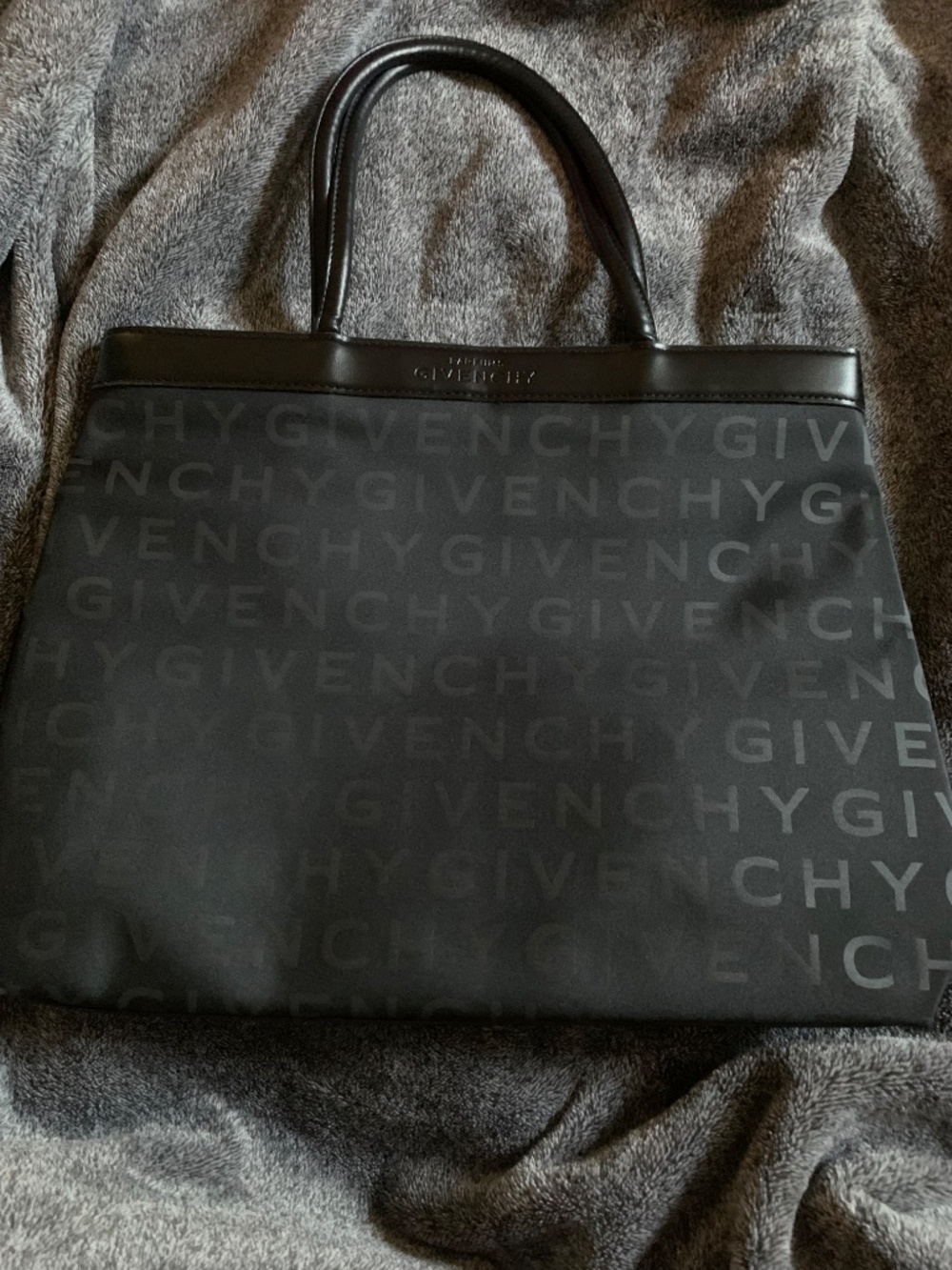 GIVENCHY Black Logo Monogrammed Interior Vintage Tote Bag - Picture 6 of 7